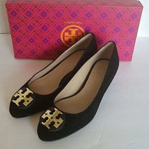 Tory Burch LUNA 35mm Wedge Pumps